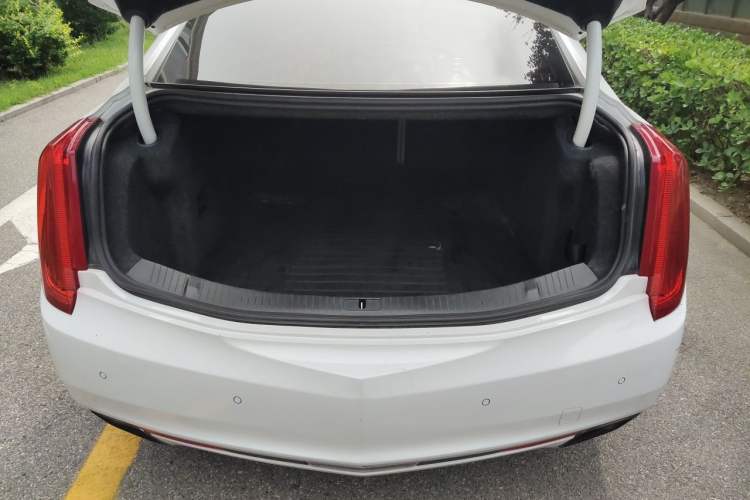 Used Cadillac XTS 2017 28T Tech Edition Trunk