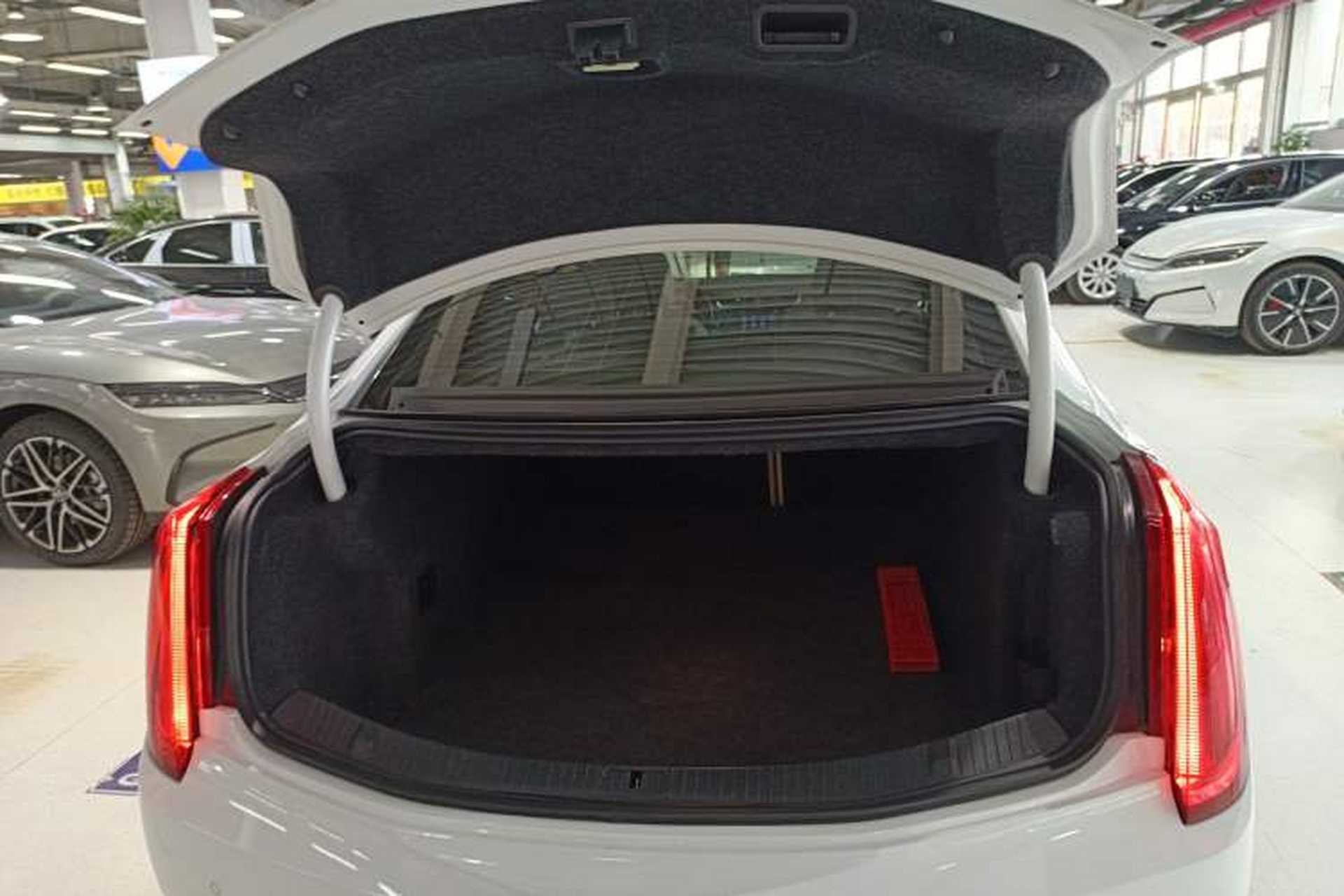 Used Cadillac XTS 2017 28T Tech Edition Trunk