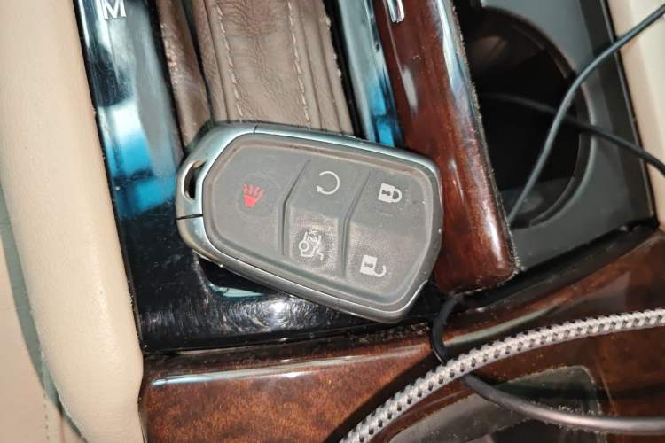 Used Cadillac XTS 2017 28T Elite Model Vehicle Key