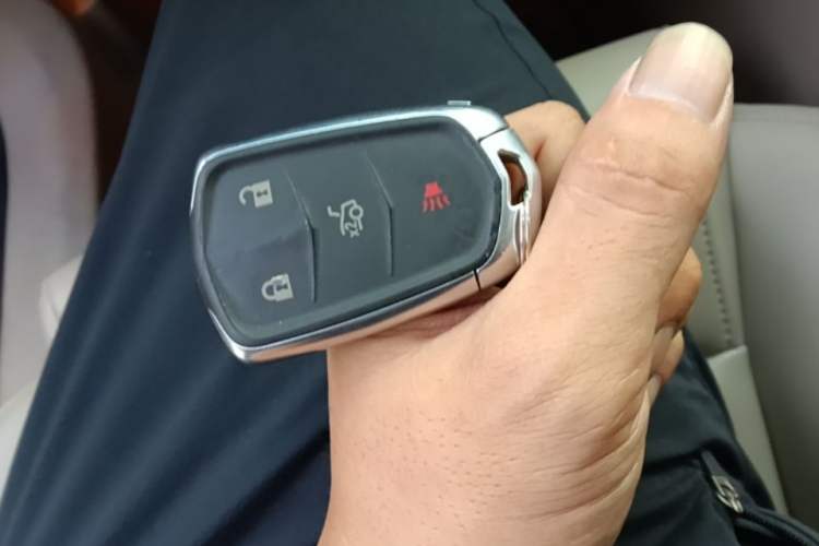 Used Cadillac XTS 2017 28T Tech Edition Vehicle Key