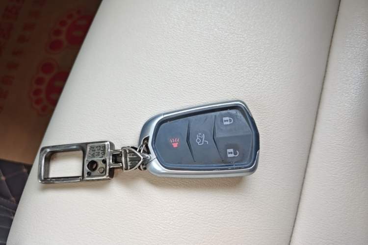 Used Cadillac XTS 2017 28T Tech Edition Vehicle Key