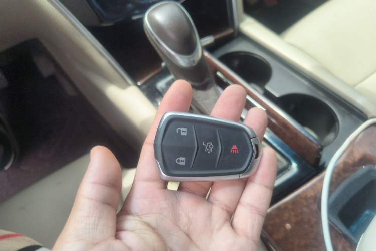 Used Cadillac XTS 2017 28T Luxury Model Vehicle Key