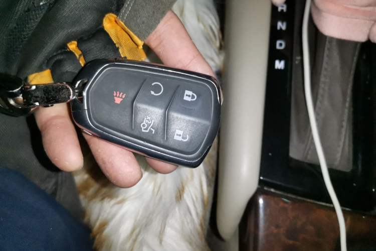 Used Cadillac XTS 2017 28T Elite Model Vehicle Key