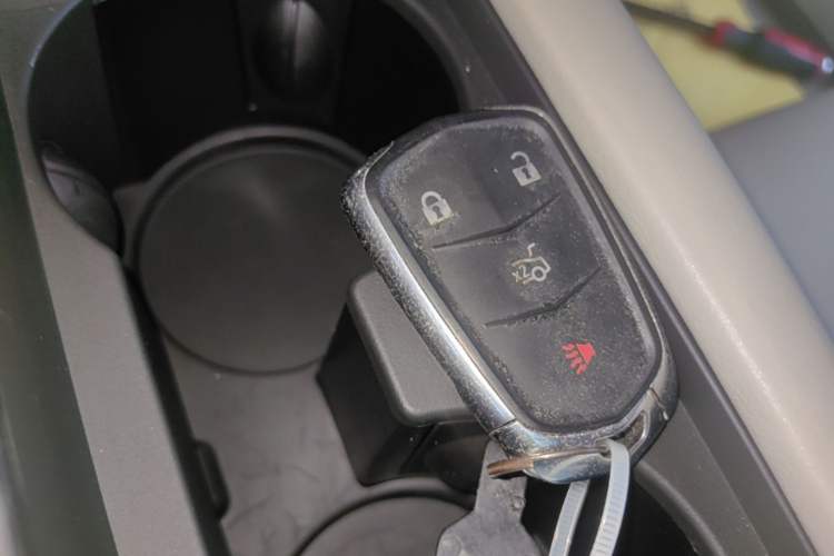 Used Cadillac XTS 2017 28T Tech Edition Vehicle Key