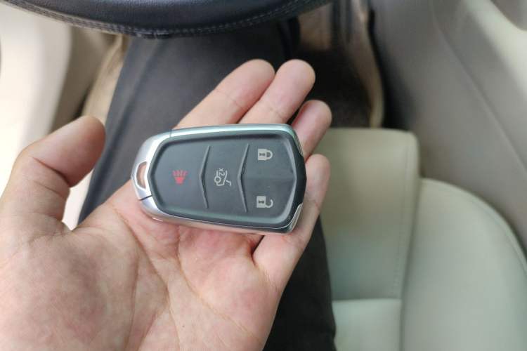 Used Cadillac XTS 2017 28T Tech Edition Vehicle Key