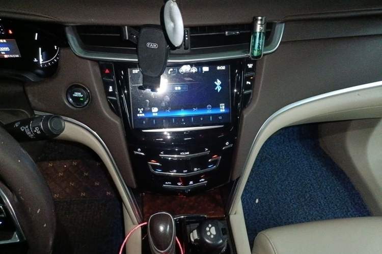 Used Cadillac XTS 2017 28T Tech Edition Audio And AC Panel