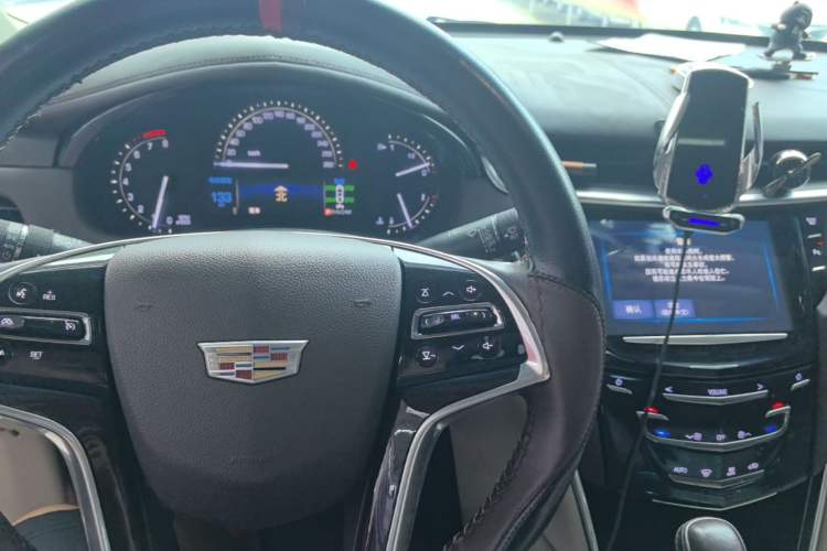 Used Cadillac XTS 2017 28T Tech Edition Center Console