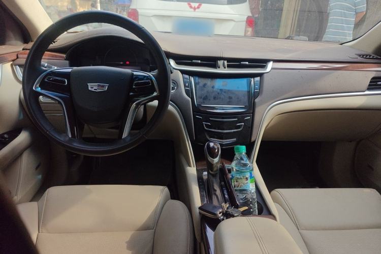 Used Cadillac XTS 2017 28T Elite Model Center Console
