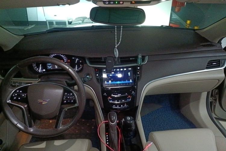 Used Cadillac XTS 2017 28T Tech Edition Center Console