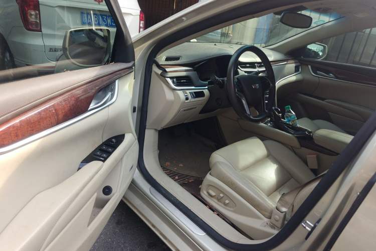 Used Cadillac XTS 2017 28T Elite Model Driver Seat