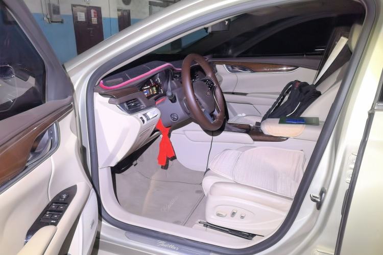 Used Cadillac XTS 2017 28T Elite Model Driver Seat