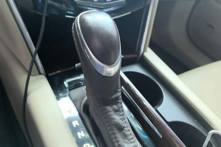 Used Cadillac XTS 2017 28T Tech Edition Gear Lever