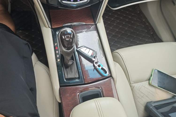 Used Cadillac XTS 2017 28T Elite Model Gear Lever