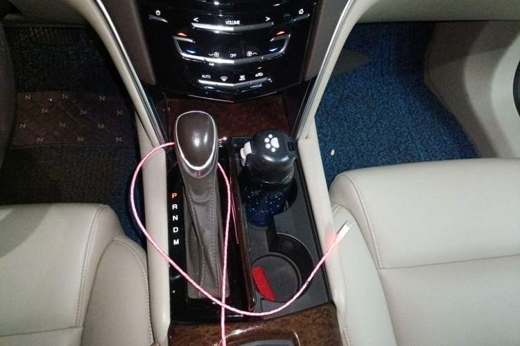 Used Cadillac XTS 2017 28T Tech Edition Gear Lever