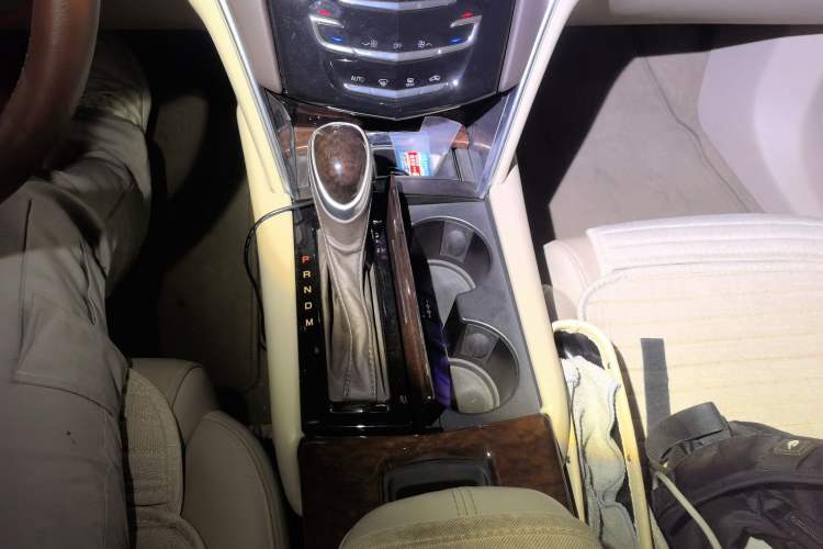 Used Cadillac XTS 2017 28T Elite Model Gear Lever