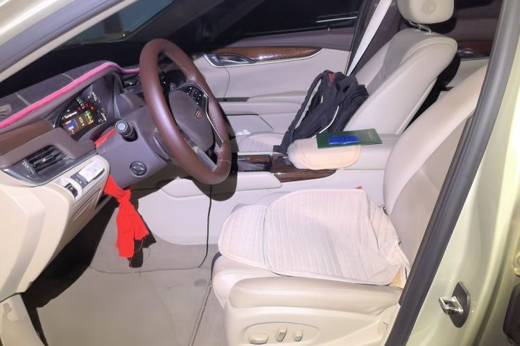 Used Cadillac XTS 2017 28T Elite Model Left Front Seat