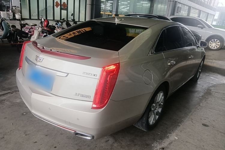Used Cadillac XTS 2017 28T Tech Edition Rear Right 45 Deg