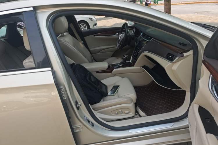 Used Cadillac XTS 2017 28T Elite Model Right Front Seat