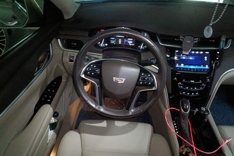 Used Cadillac XTS 2017 28T Tech Edition Steering Wheel