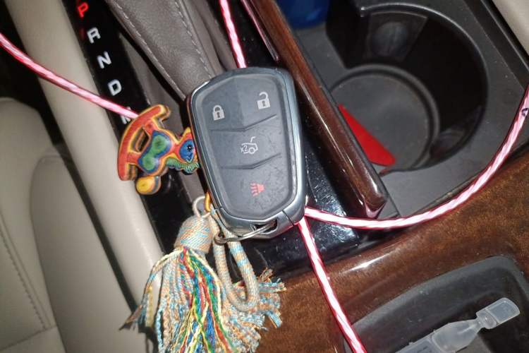 Used Cadillac XTS 2017 28T Tech Edition Vehicle Key