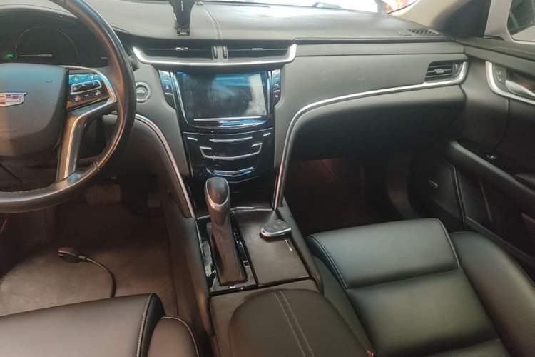 Used Cadillac XTS 2018 28T Tech Edition Audio And AC Panel