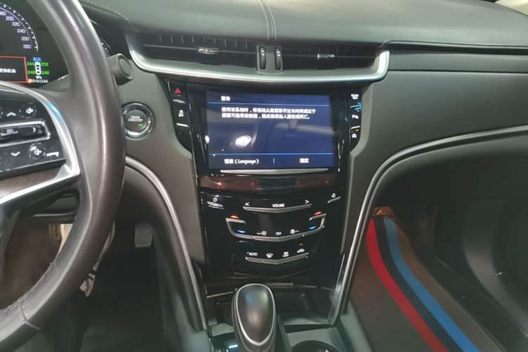 Used Cadillac XTS 2018 28T Tech Edition Audio And AC Panel