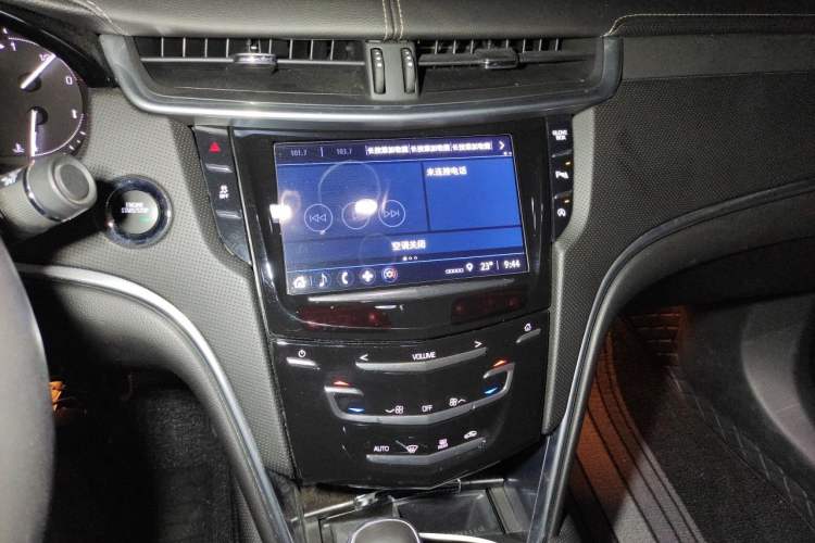 Used Cadillac XTS 2018 28T Tech Edition Audio And AC Panel