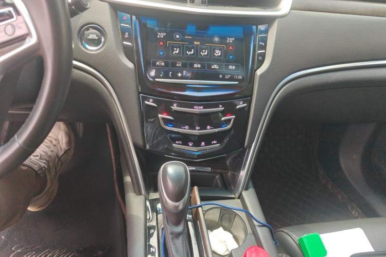 Used Cadillac XTS 2018 28T Elite Edition Audio And AC Panel