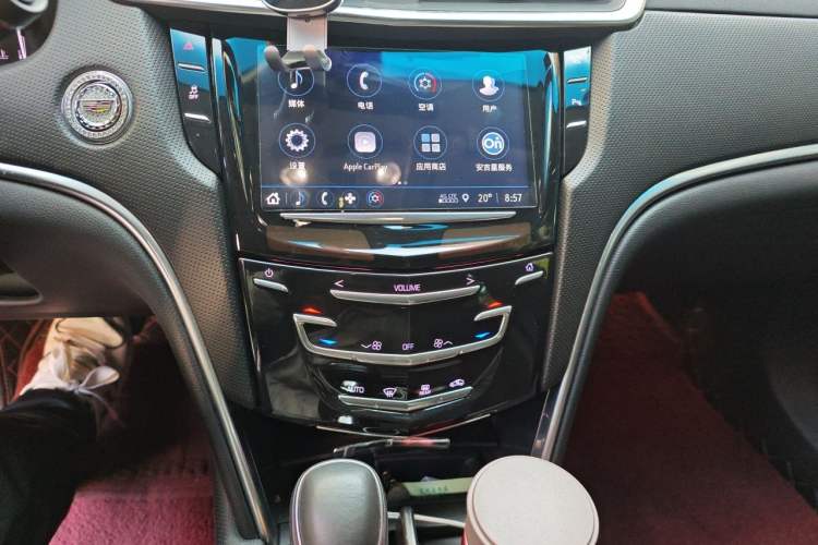 Used Cadillac XTS 2018 28T Tech Edition Audio And AC Panel