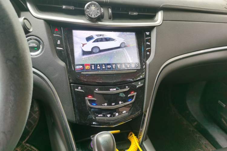Used Cadillac XTS 2018 28T Tech Edition Audio And AC Panel
