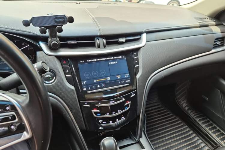 Used Cadillac XTS 2018 28T Tech Edition Audio And AC Panel