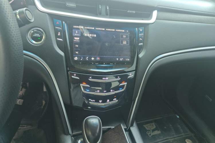 Used Cadillac XTS 2018 28T Elite Edition Audio And AC Panel
