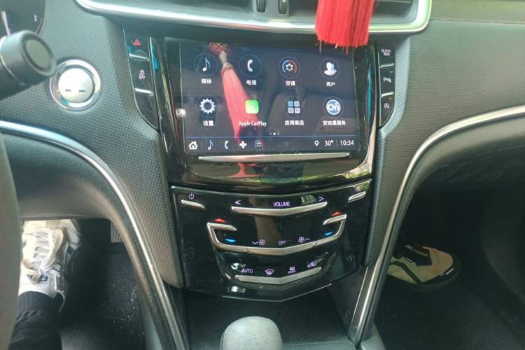 Used Cadillac XTS 2018 28T Elite Edition Audio And AC Panel