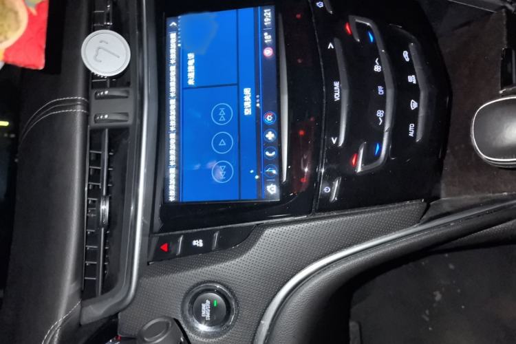 Used Cadillac XTS 2018 28T Tech Edition Audio And AC Panel
