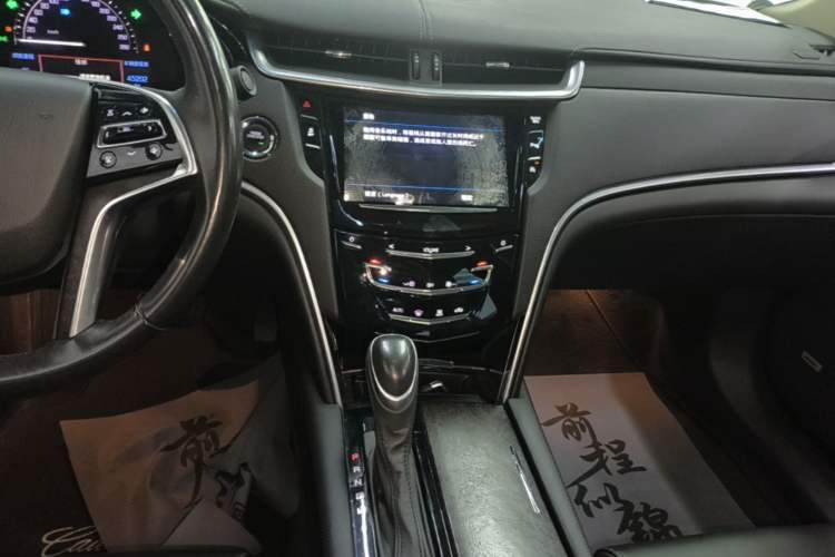 Used Cadillac XTS 2018 28T Tech Edition Audio And AC Panel