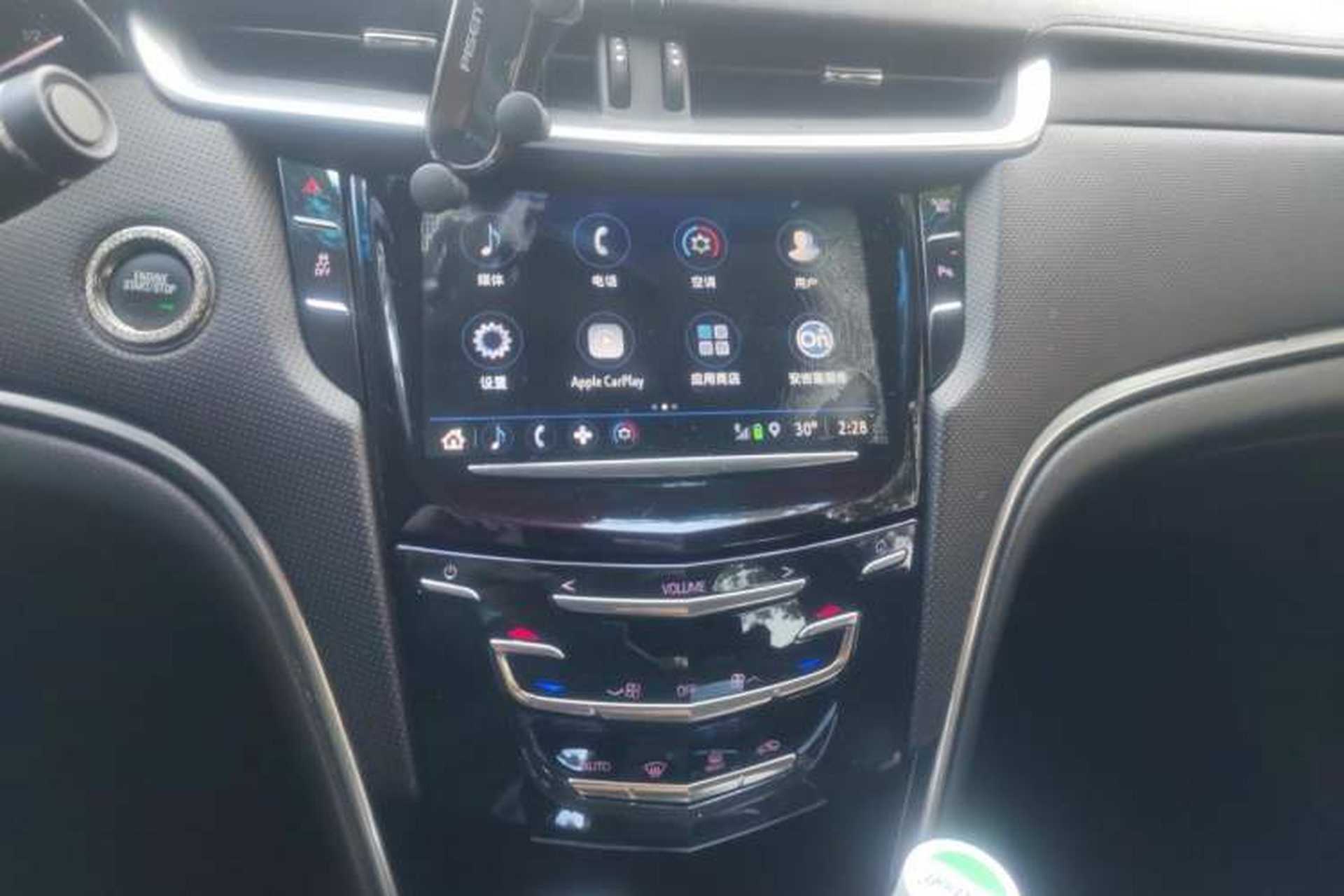Used Cadillac XTS 2018 28T Tech Edition Audio And AC Panel