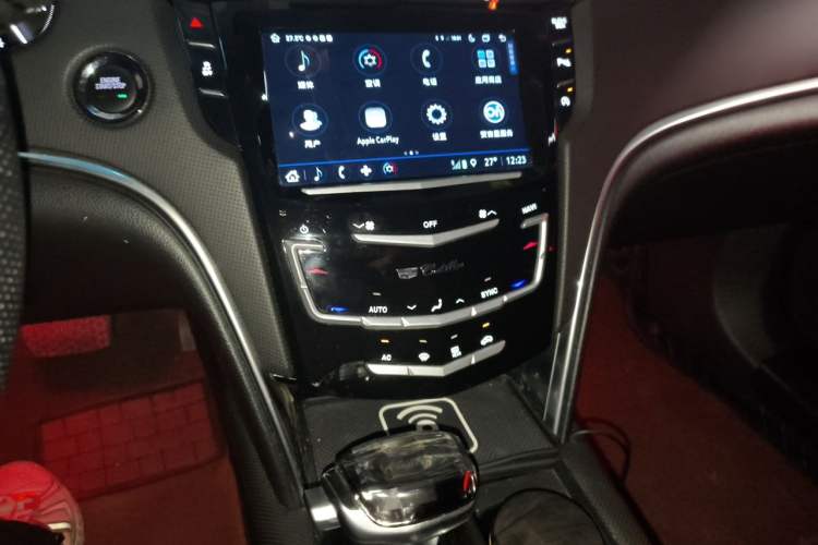 Used Cadillac XTS 2018 28T Tech Edition Audio And AC Panel