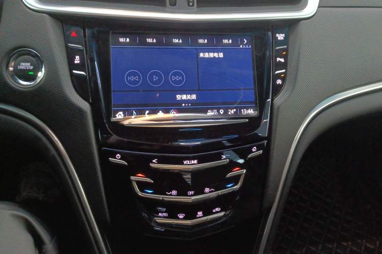 Used Cadillac XTS 2018 28T Tech Edition Audio And AC Panel