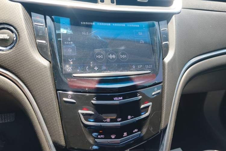 Used Cadillac XTS 2018 28T Tech Edition Audio And AC Panel