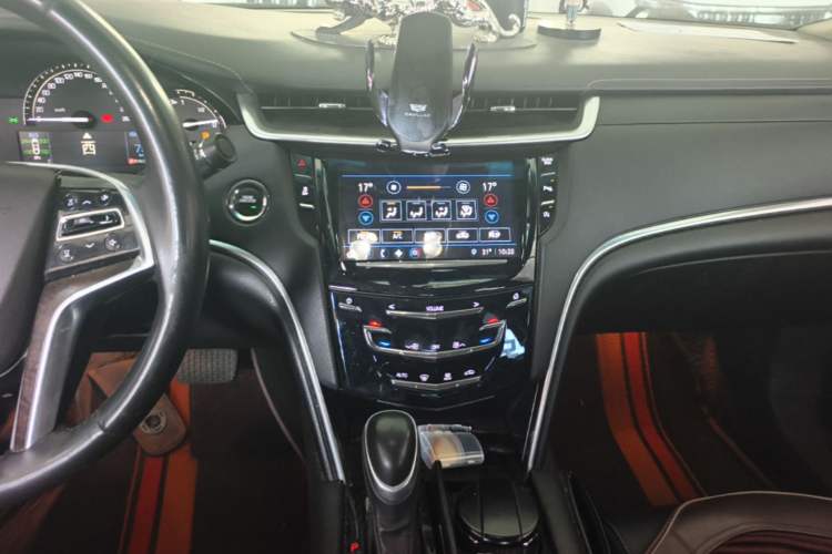 Used Cadillac XTS 2018 28T Tech Edition Audio And AC Panel