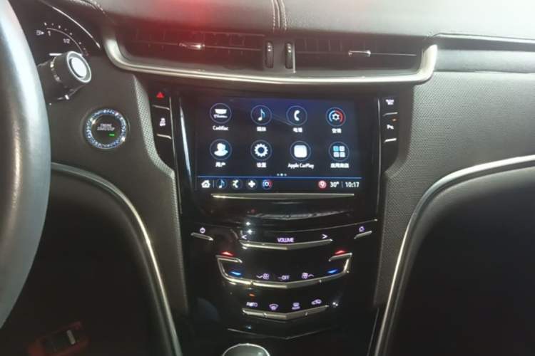 Used Cadillac XTS 2018 28T Elite Edition Audio And AC Panel