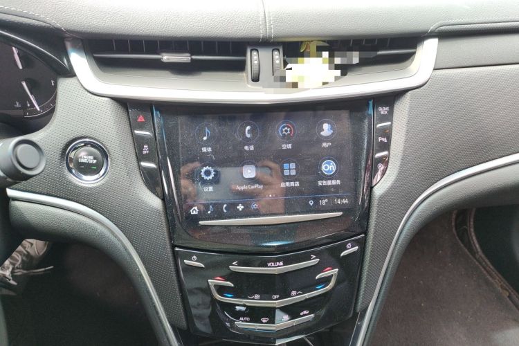 Used Cadillac XTS 2018 28T Tech Edition Audio And AC Panel