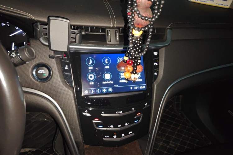 Used Cadillac XTS 2018 28T Tech Edition Audio And AC Panel