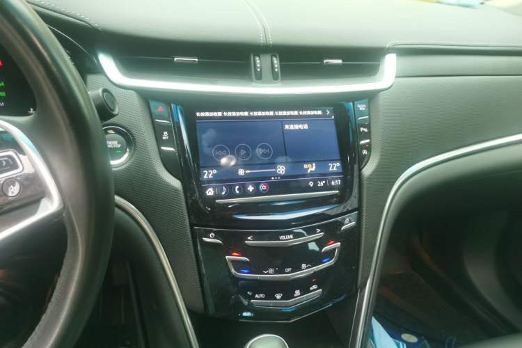 Used Cadillac XTS 2018 28T Tech Edition Audio And AC Panel