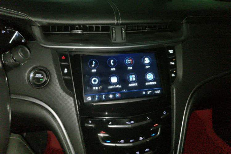 Used Cadillac XTS 2018 28T Tech Edition Audio And AC Panel
