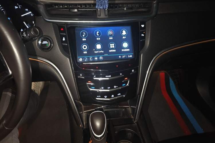 Used Cadillac XTS 2018 28T Tech Edition Audio And AC Panel