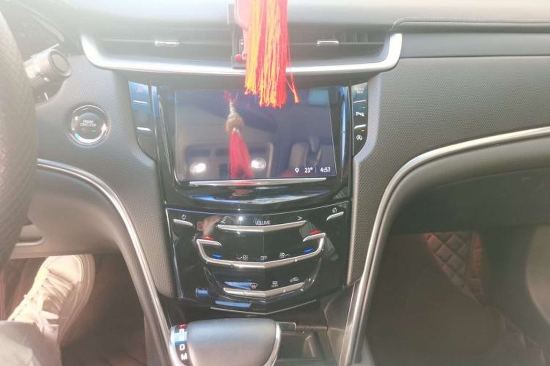 Used Cadillac XTS 2018 28T Tech Edition Audio And AC Panel