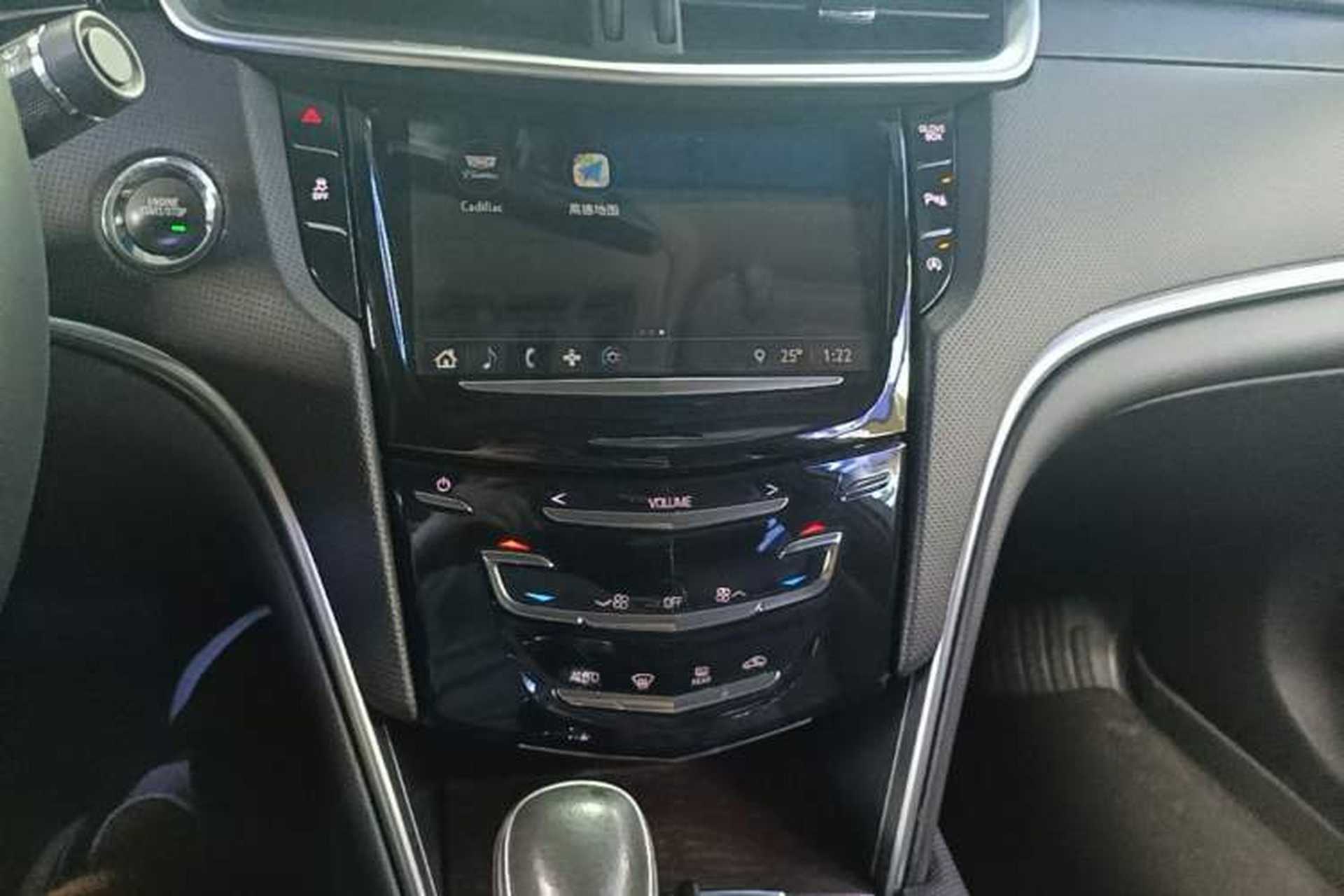 Used Cadillac XTS 2018 28T Tech Edition Audio And AC Panel