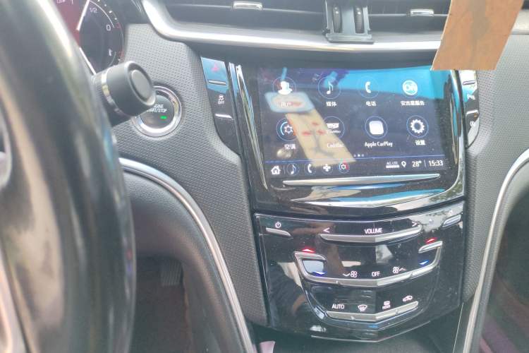 Used Cadillac XTS 2018 28T Elite Edition Audio And AC Panel
