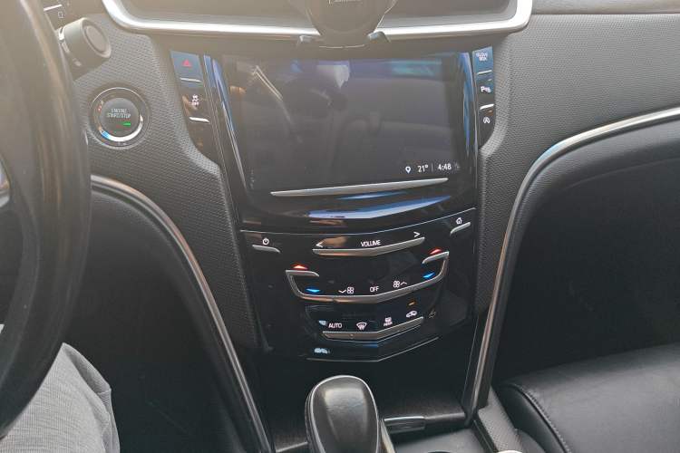 Used Cadillac XTS 2018 28T Elite Edition Audio And AC Panel